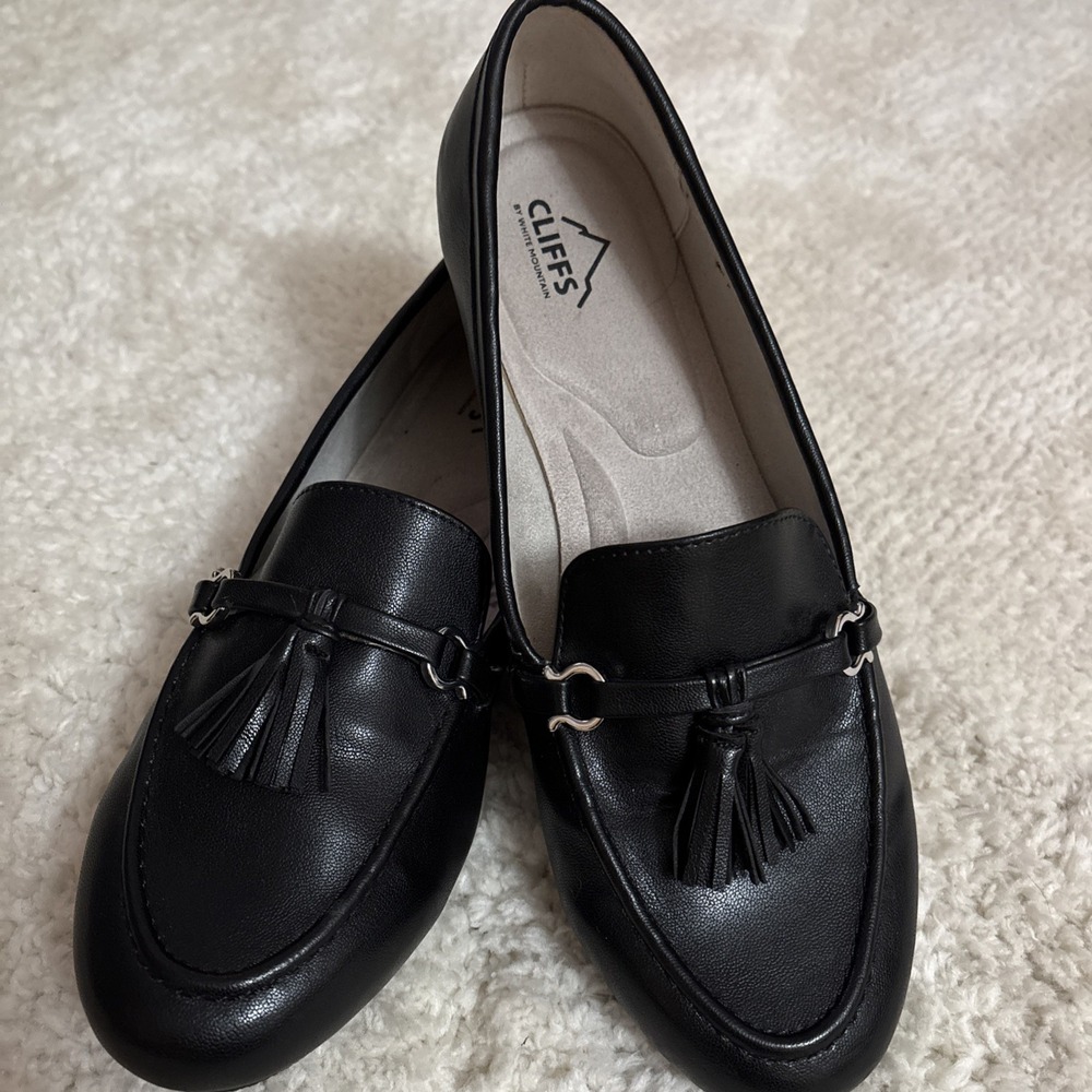 Cliffs by White Mountain Loafers With Tassels Black 10 W